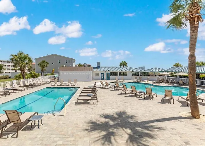Lighthouse Point 20B