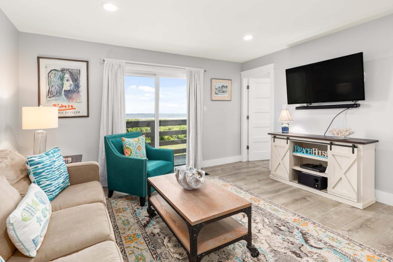 Lighthouse Point 20b Apartment