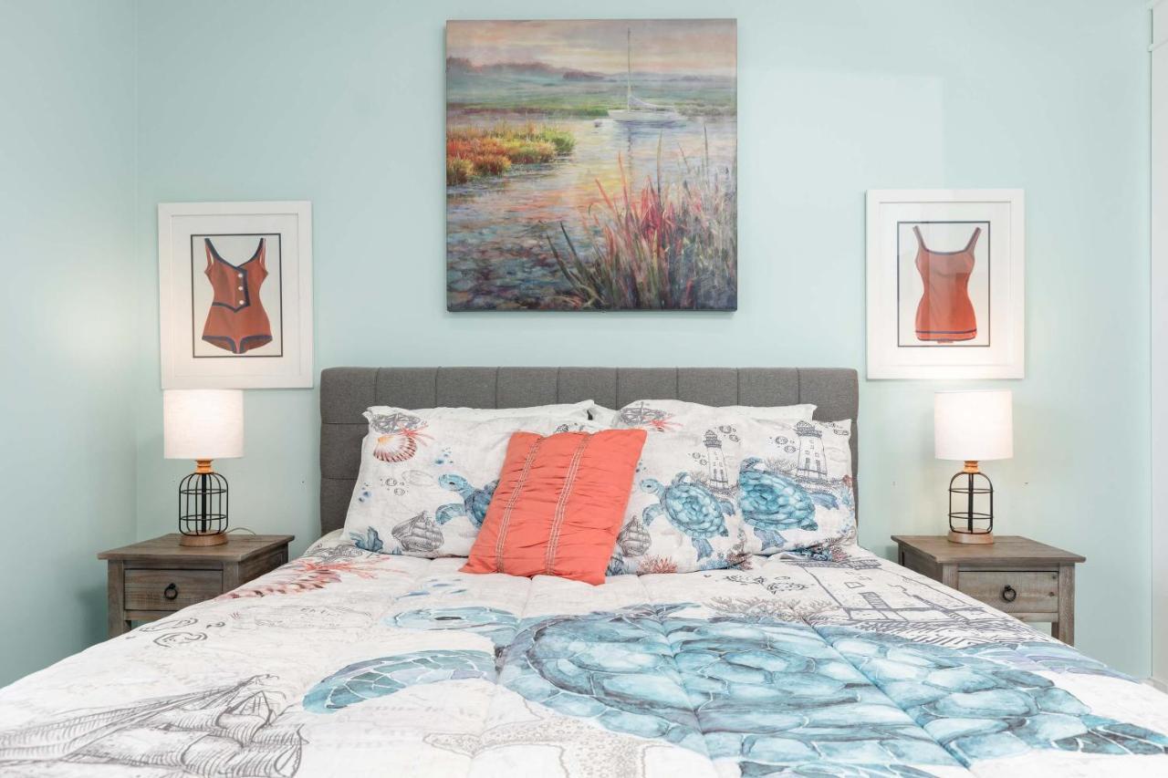 Apartment Lighthouse Point 20b *